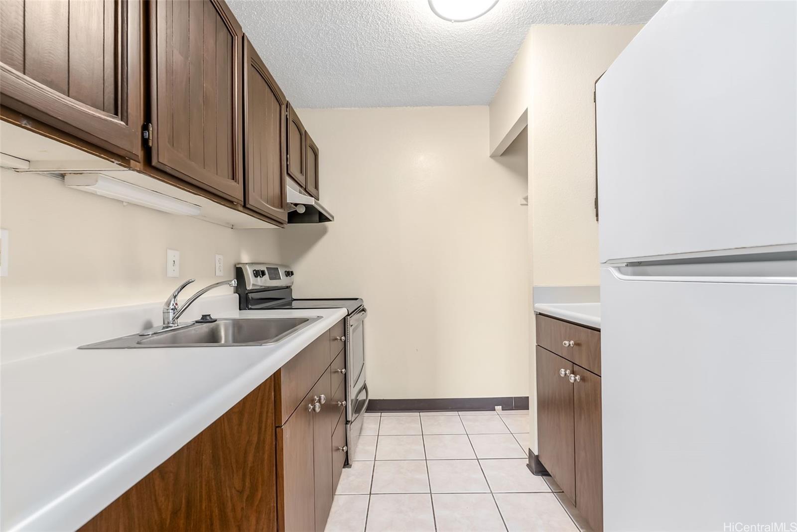 La Casa condo # 1506, Honolulu, Hawaii - photo 6 of 22
