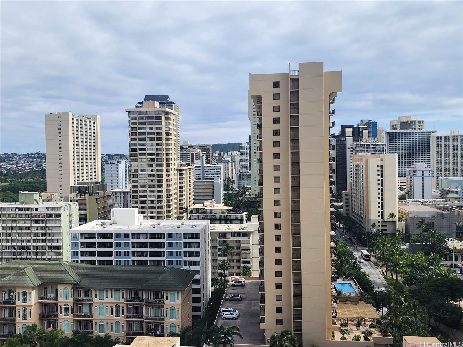 La Casa condo # 2205, Honolulu, Hawaii - photo 11 of 14