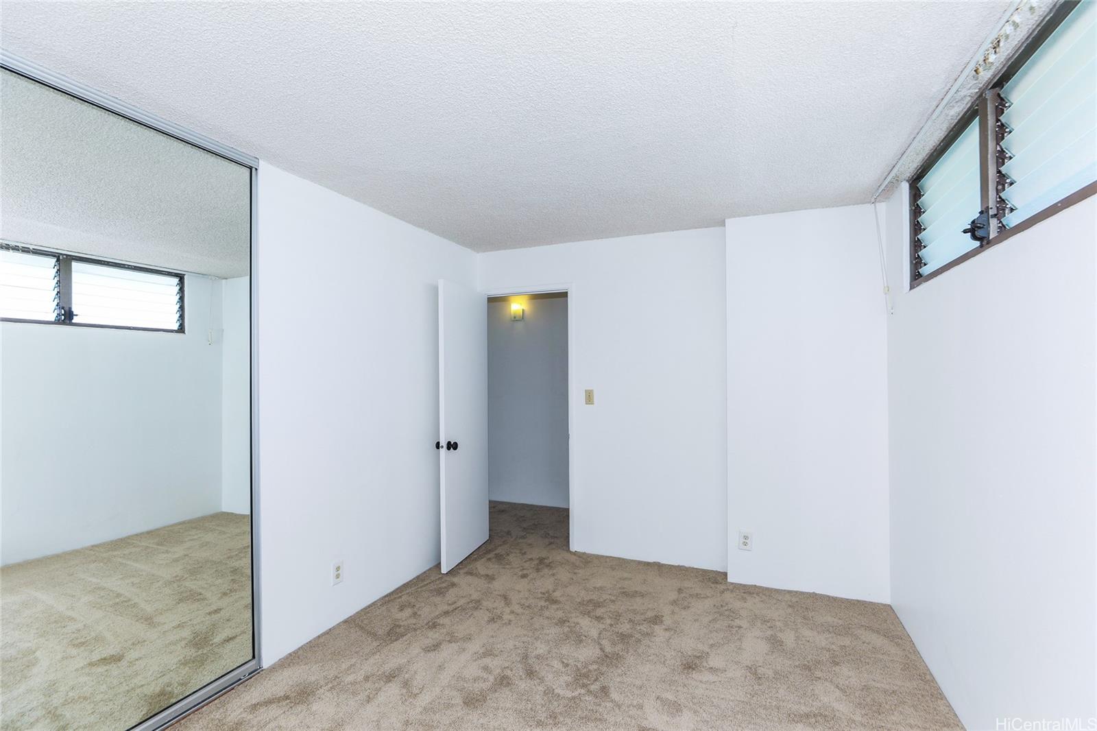 La Casa condo # 2303, Honolulu, Hawaii - photo 12 of 25