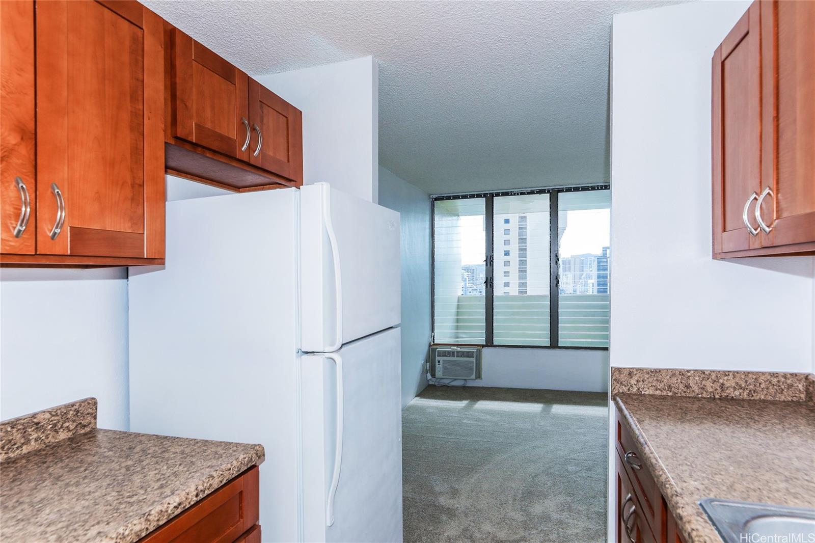 La Casa condo # 2303, Honolulu, Hawaii - photo 8 of 25