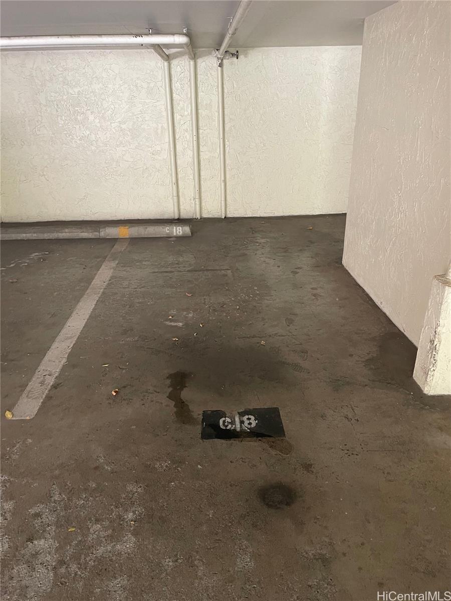 2092 Kuhio Ave Honolulu - Rental - photo 9 of 10