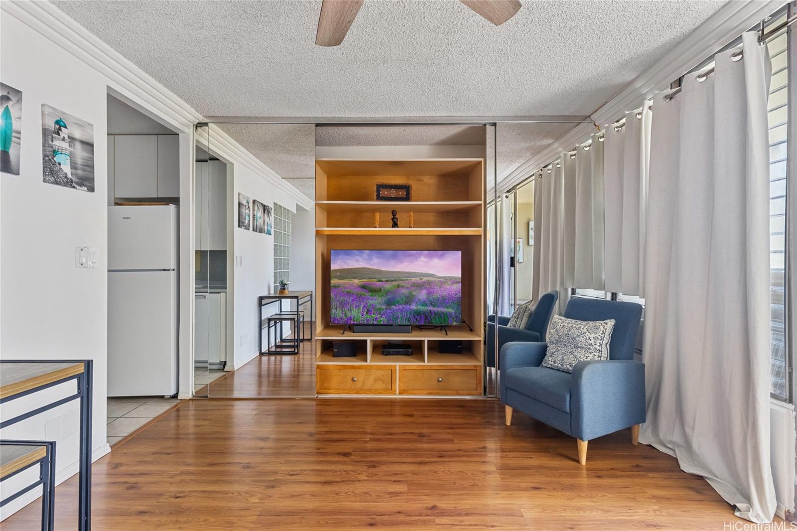 2092 Kuhio Ave Honolulu - Rental - photo 14 of 17