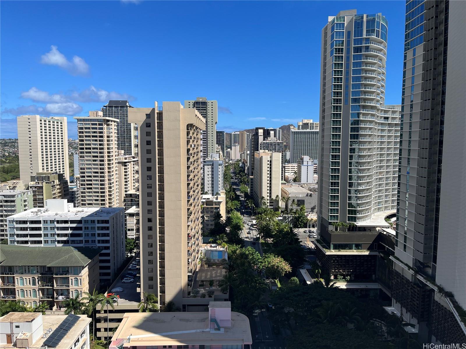 2092 Kuhio Ave Honolulu - Rental - photo 13 of 20