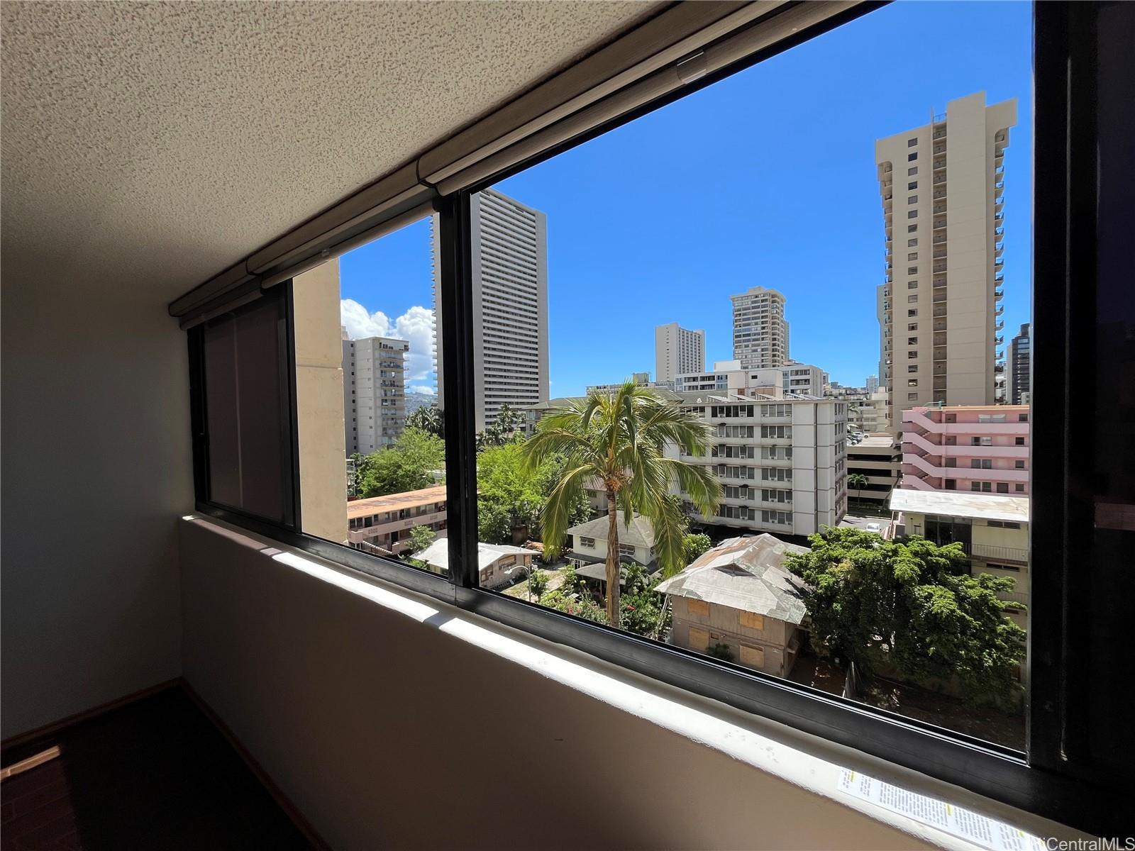 2092 Kuhio Ave Honolulu - Rental - photo 7 of 20