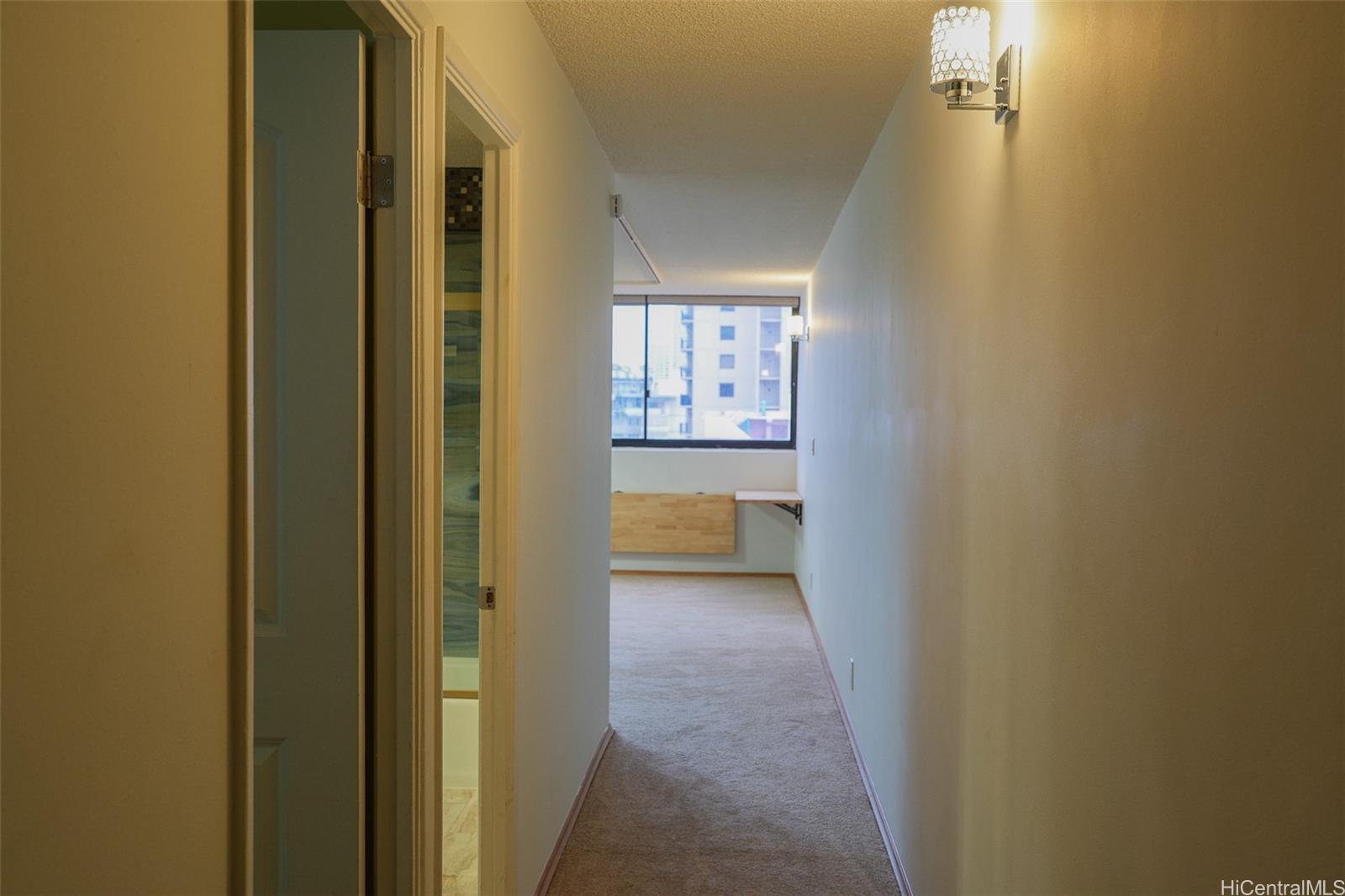 La Casa condo # 805, Honolulu, Hawaii - photo 9 of 11