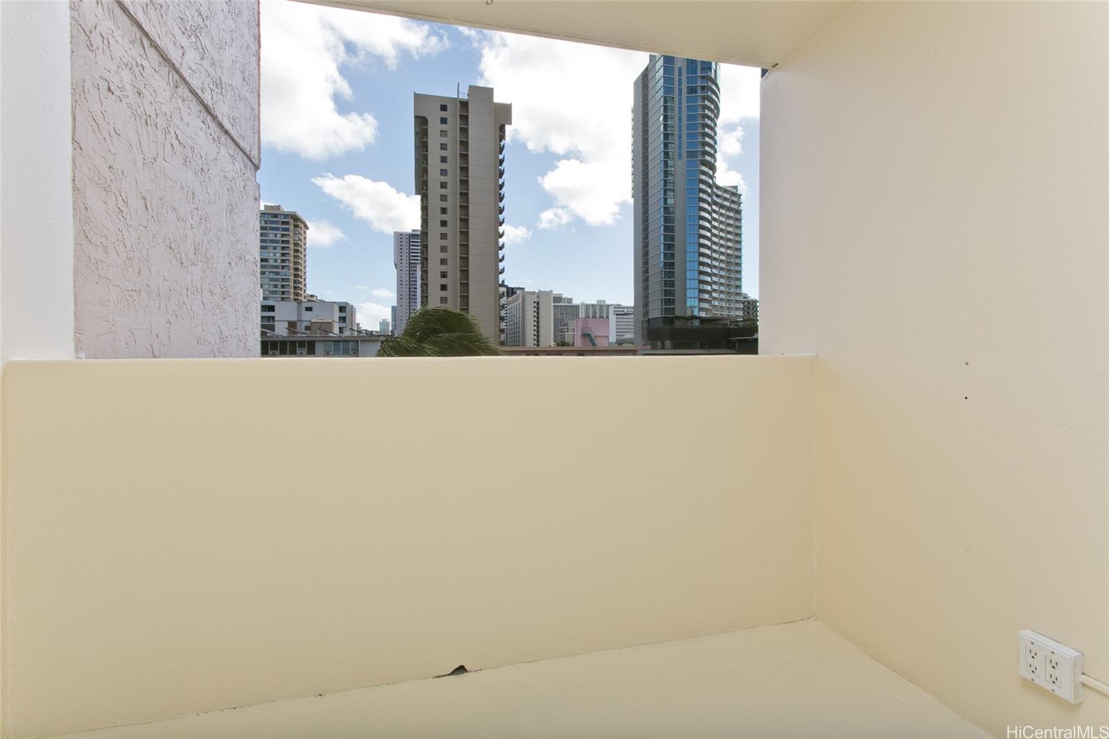 La Casa condo # 806, Honolulu, Hawaii - photo 9 of 11