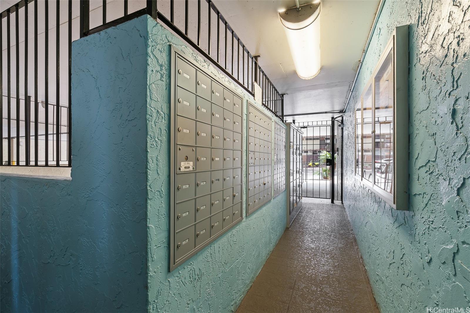 2092 Kuhio Ave Honolulu - Rental - photo 20 of 24