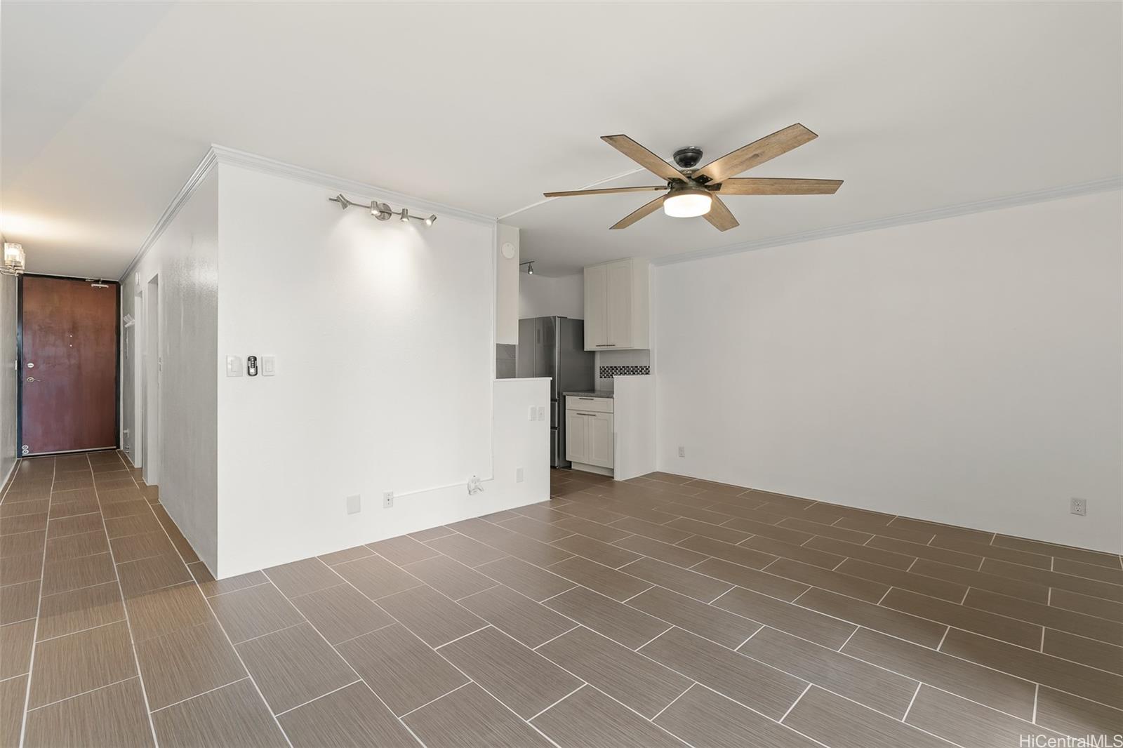 2092 Kuhio Ave Honolulu - Rental - photo 7 of 24