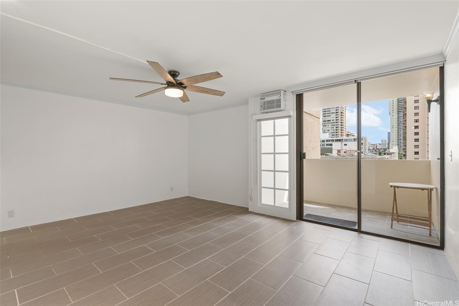 2092 Kuhio Ave Honolulu - Rental - photo 2 of 22