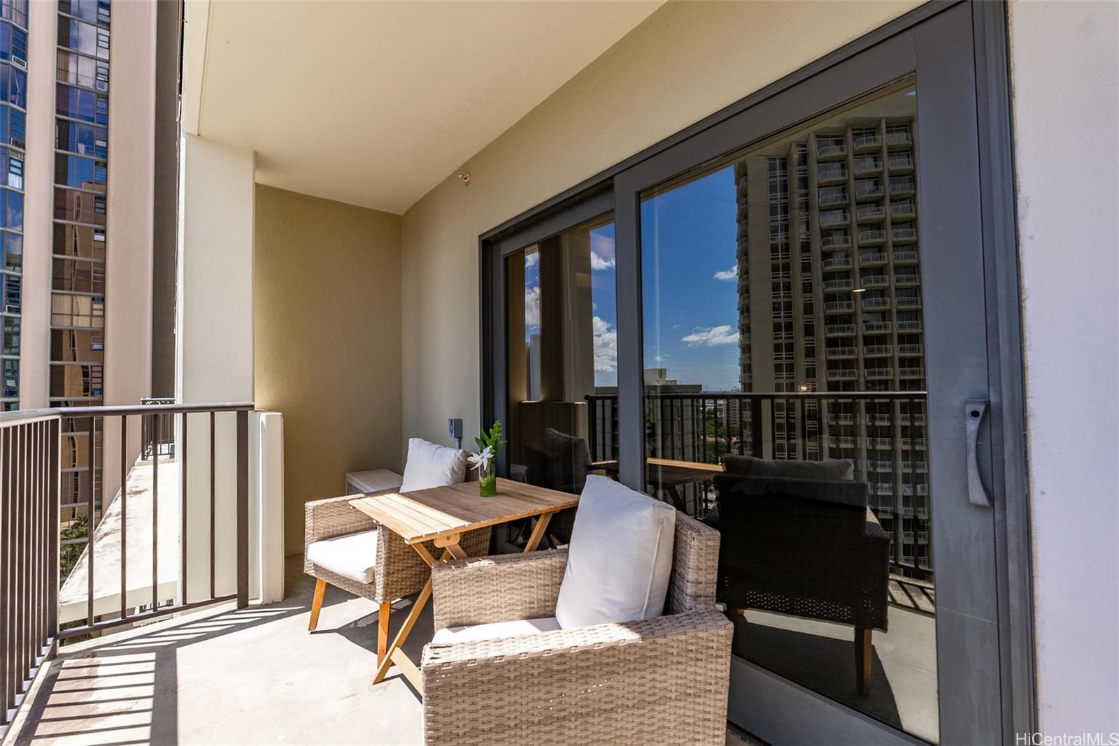 Craigside condo # 8D, Honolulu, Hawaii - photo 14 of 25