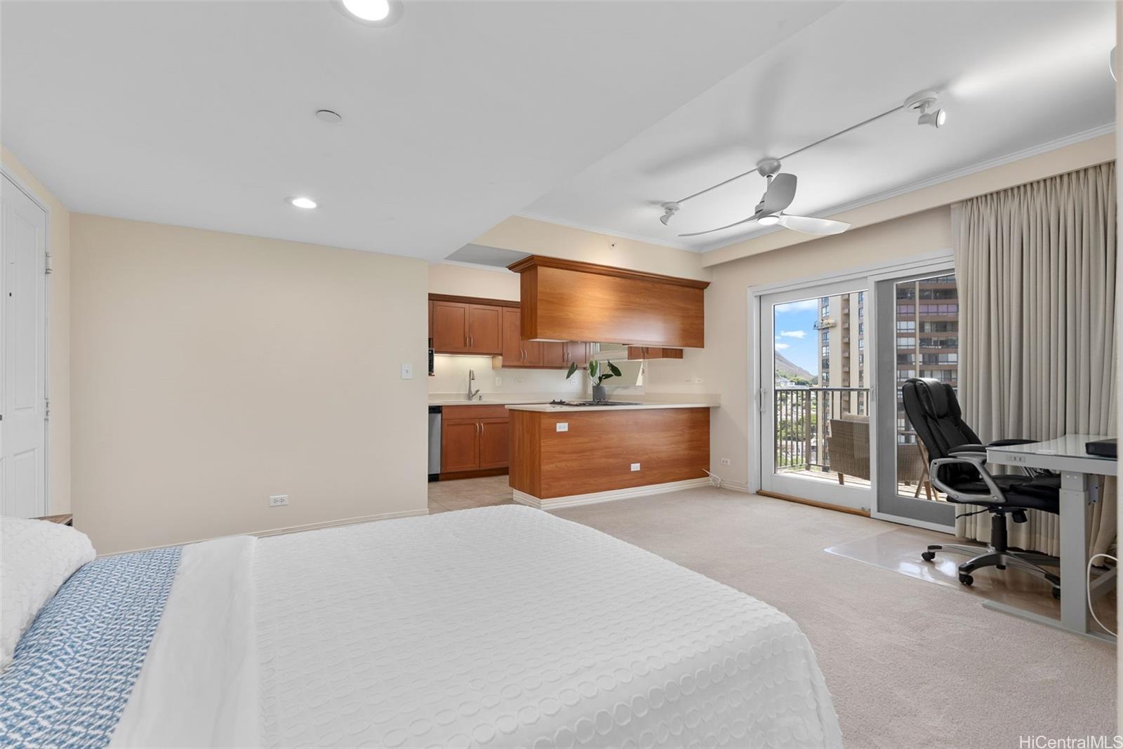 Craigside condo # 8D, Honolulu, Hawaii - photo 6 of 25