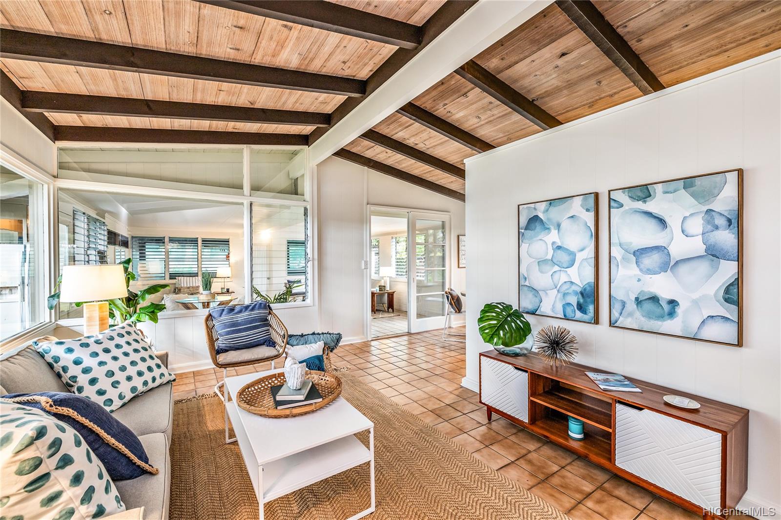 210 Kalama Street , Kailua, Hi 96734 Kalama/cnut Grov