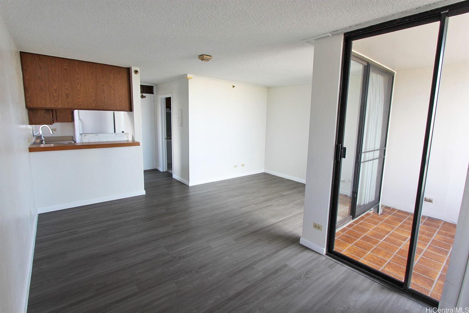 2100 Date St Honolulu - Rental - photo 5 of 10