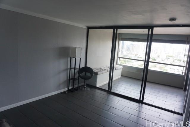 2100 Date St Honolulu - Rental - photo 15 of 16