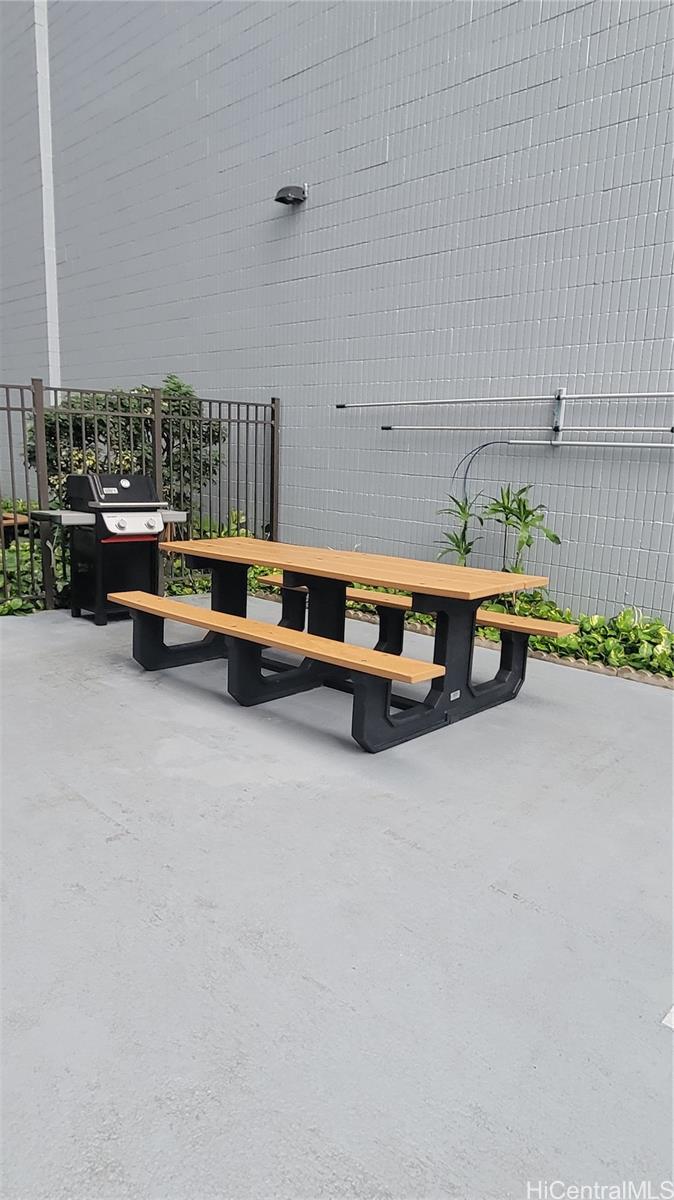 2100 Date St Honolulu - Rental - photo 10 of 16