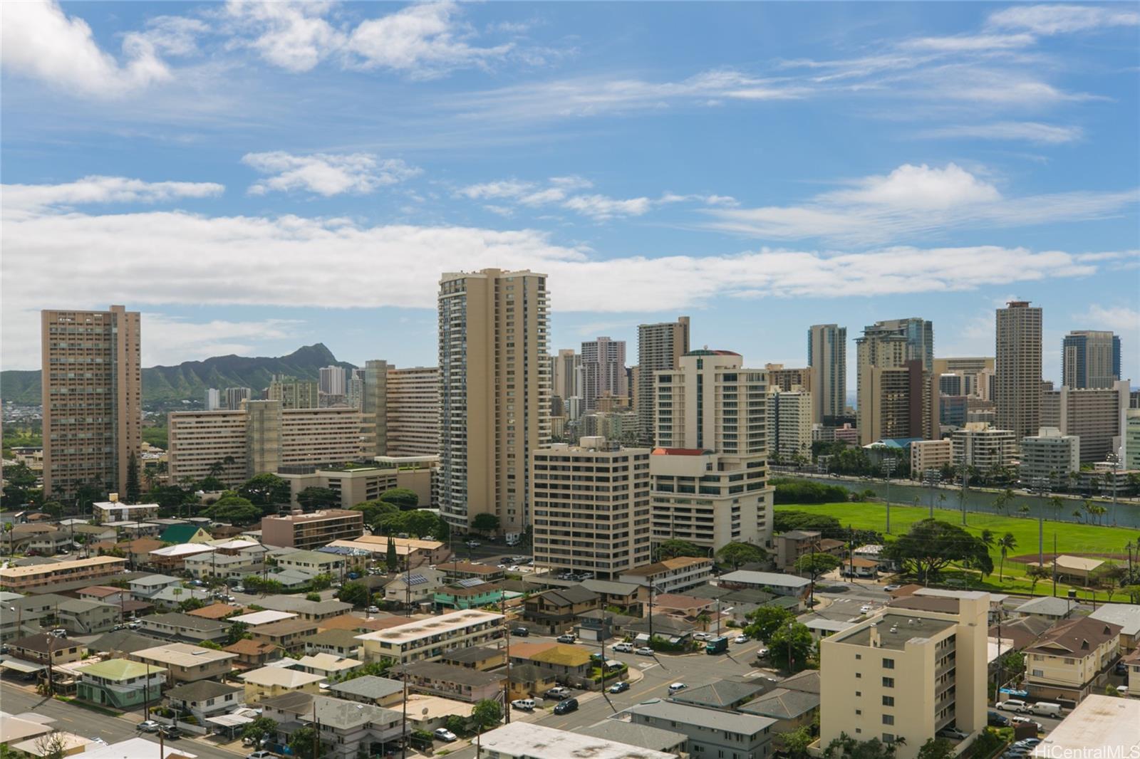 Twenty One Hundred condo # 2103, Honolulu, Hawaii - photo 12 of 25