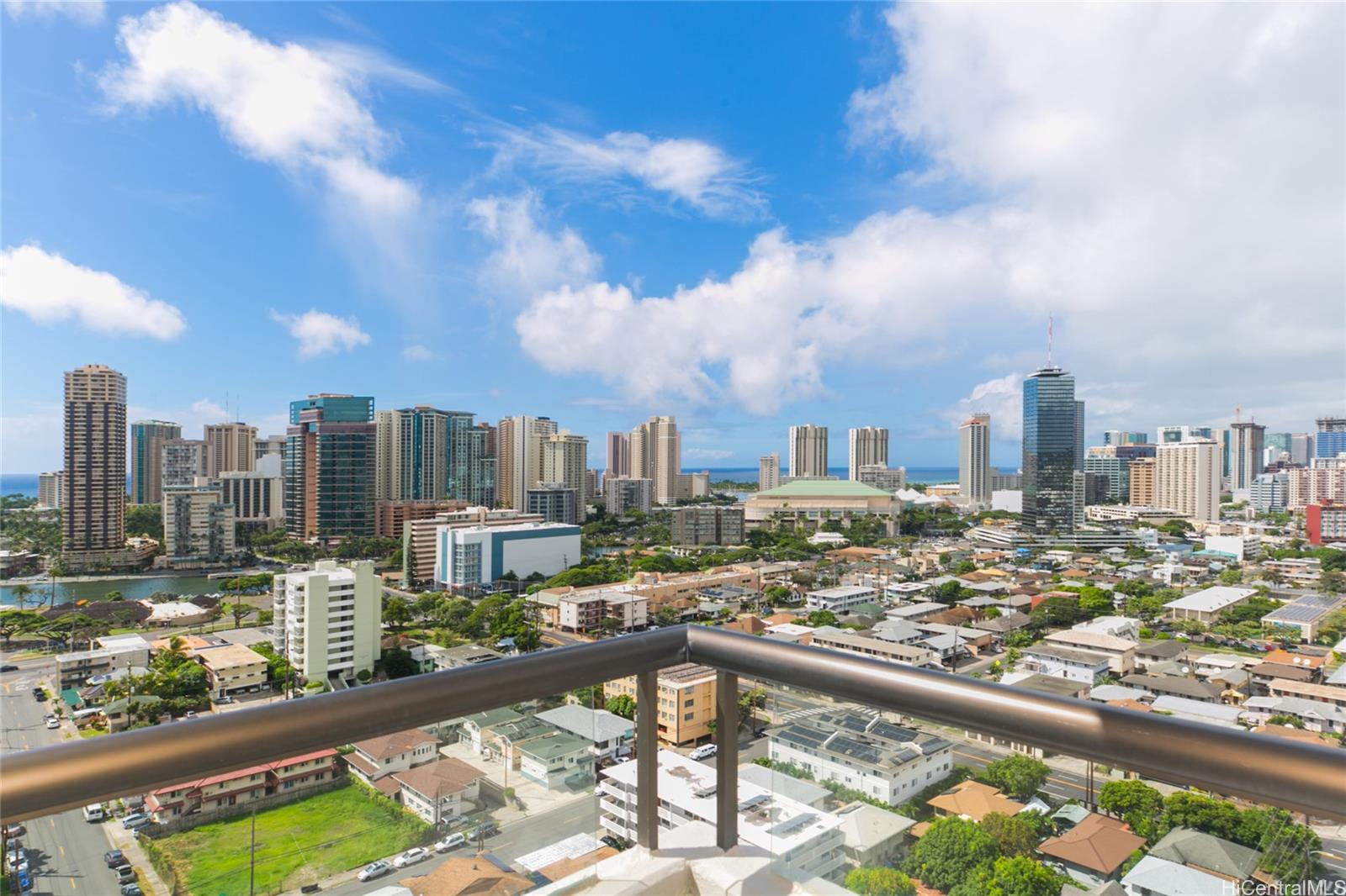 Twenty One Hundred condo # 2103, Honolulu, Hawaii - photo 13 of 25