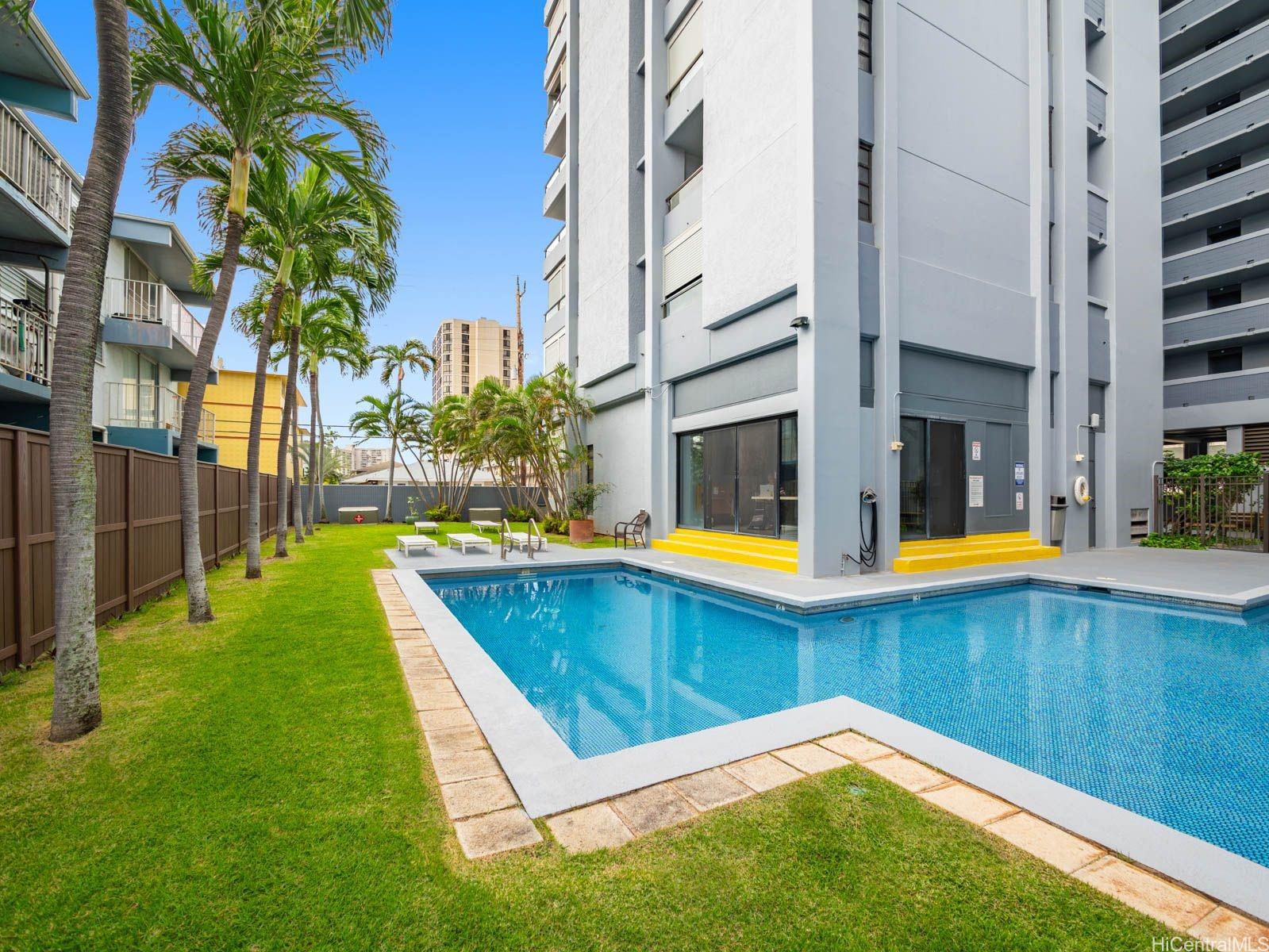 Twenty One Hundred condo # 401, Honolulu, Hawaii - photo 7 of 22