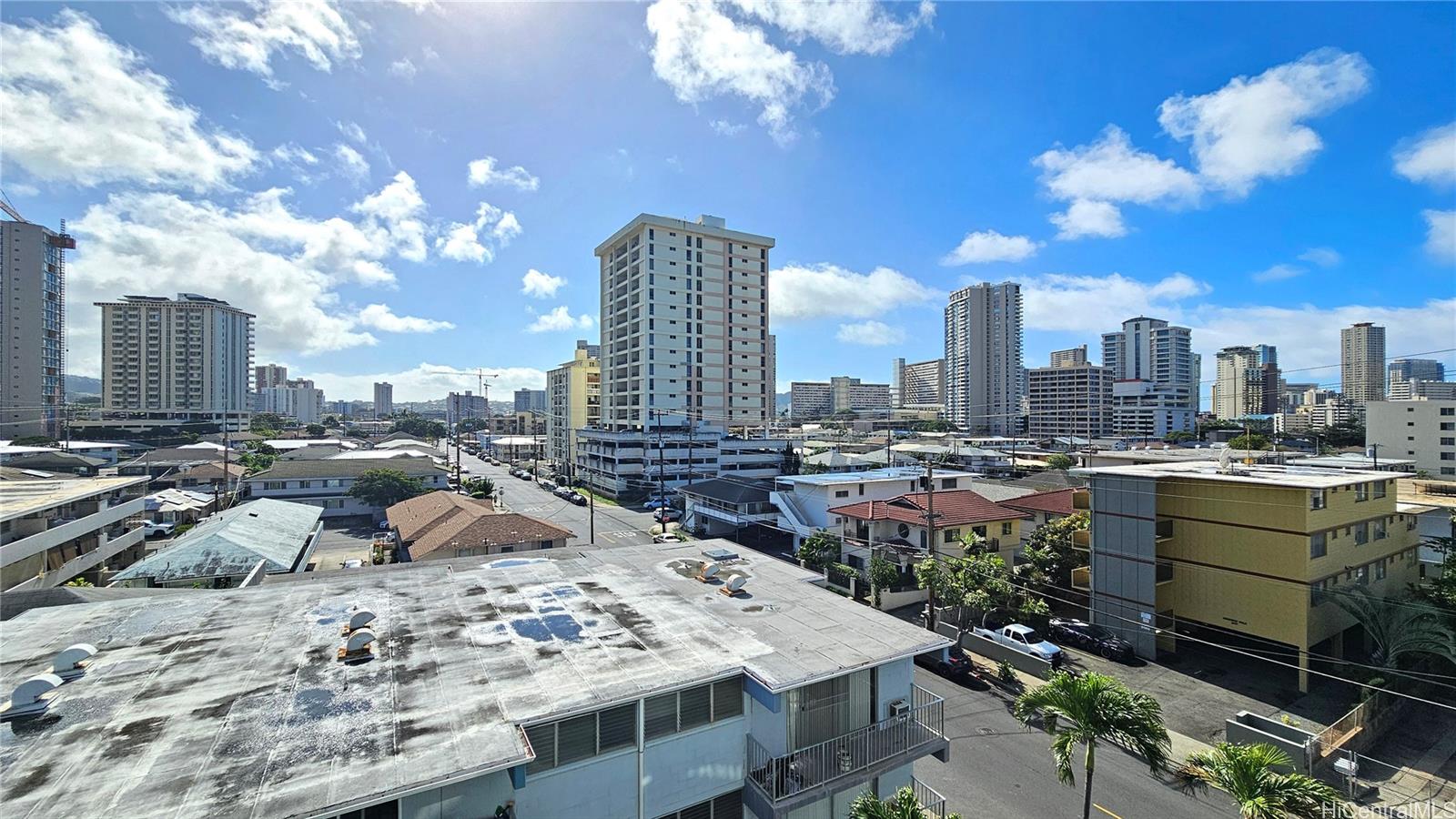 Twenty One Hundred condo # 407, Honolulu, Hawaii - photo 18 of 25