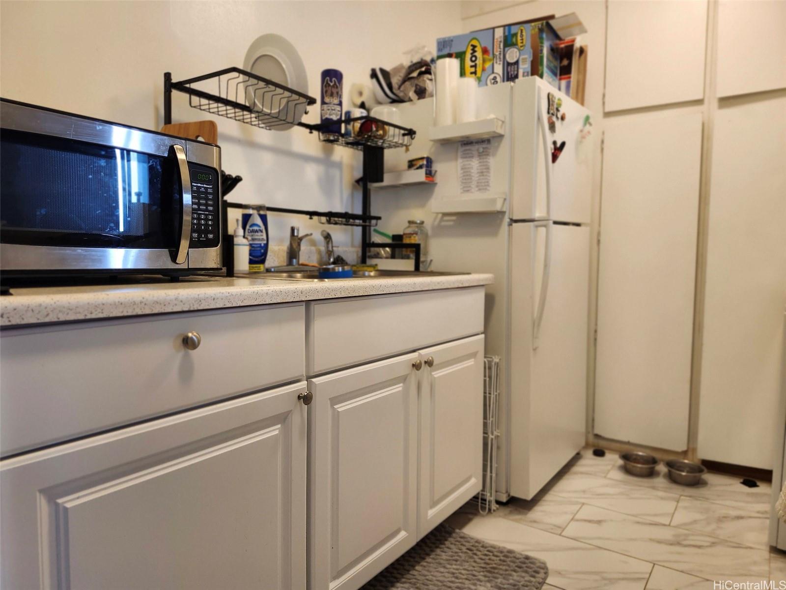 Twenty One Hundred condo # 703, Honolulu, Hawaii - photo 16 of 24