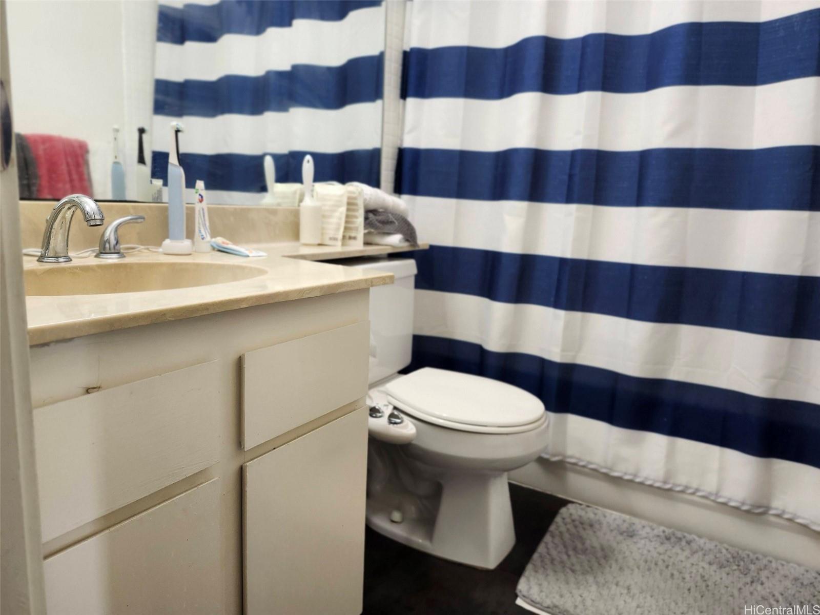 Twenty One Hundred condo # 703, Honolulu, Hawaii - photo 22 of 24