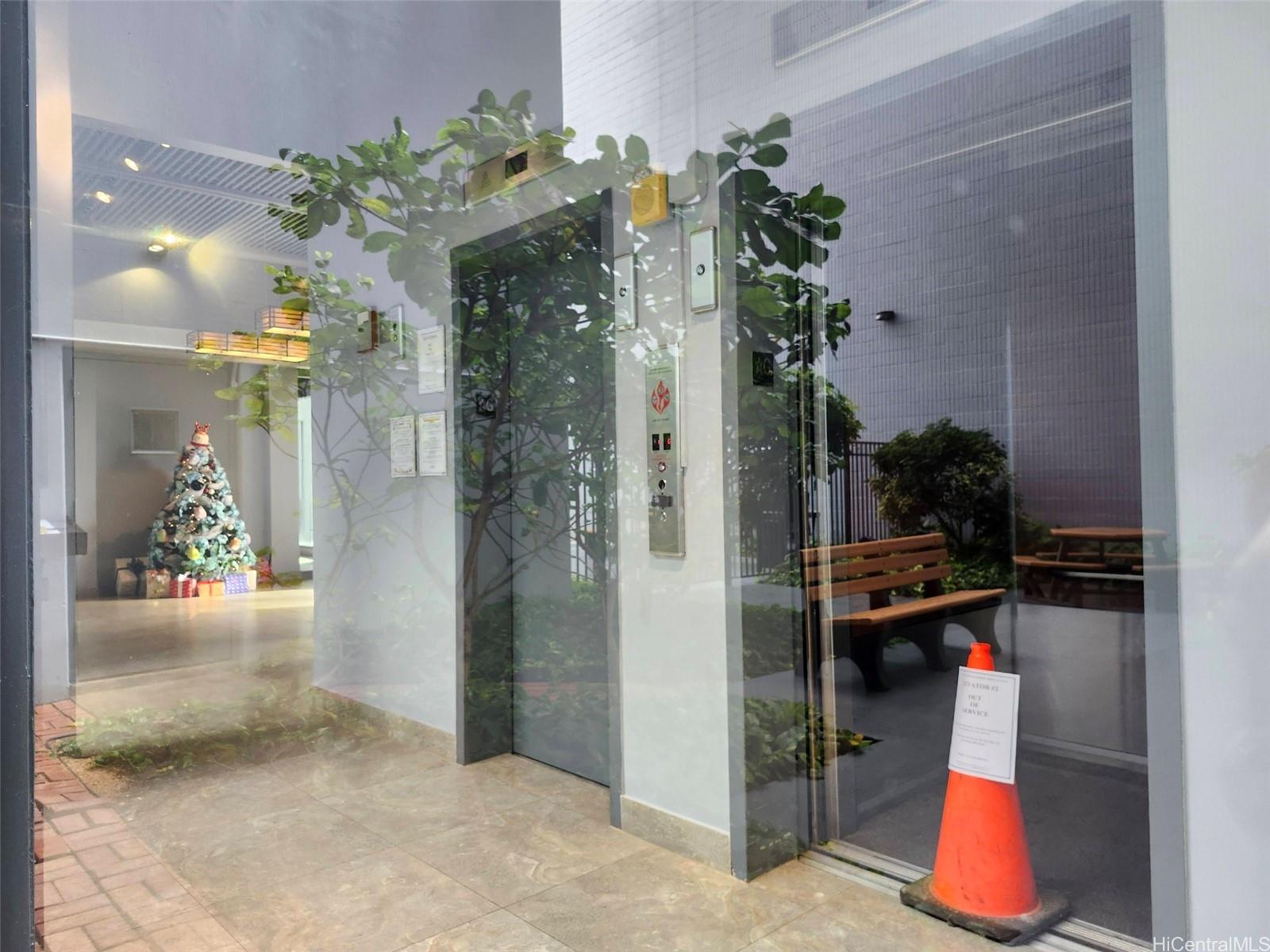 Twenty One Hundred condo # 703, Honolulu, Hawaii - photo 4 of 24