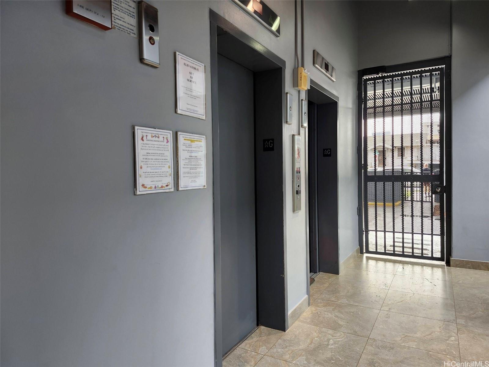 Twenty One Hundred condo # 703, Honolulu, Hawaii - photo 5 of 24