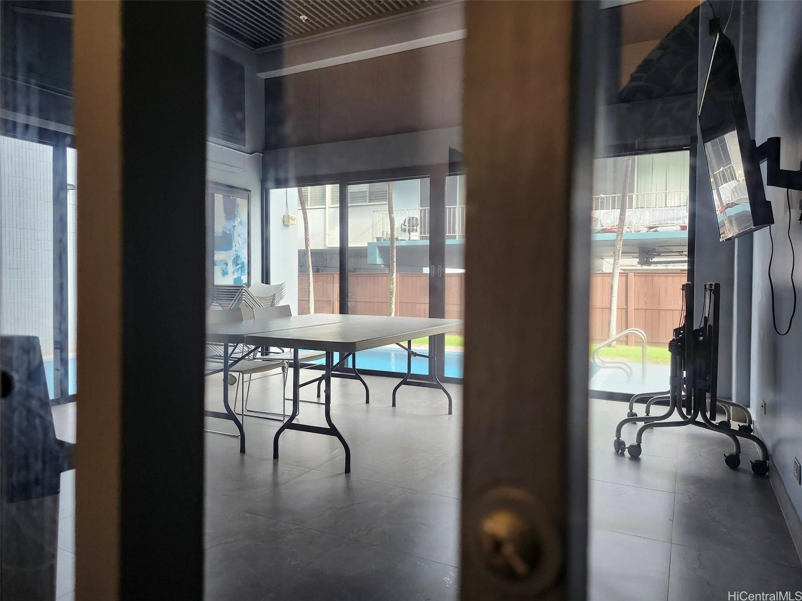 Twenty One Hundred condo # 703, Honolulu, Hawaii - photo 7 of 24