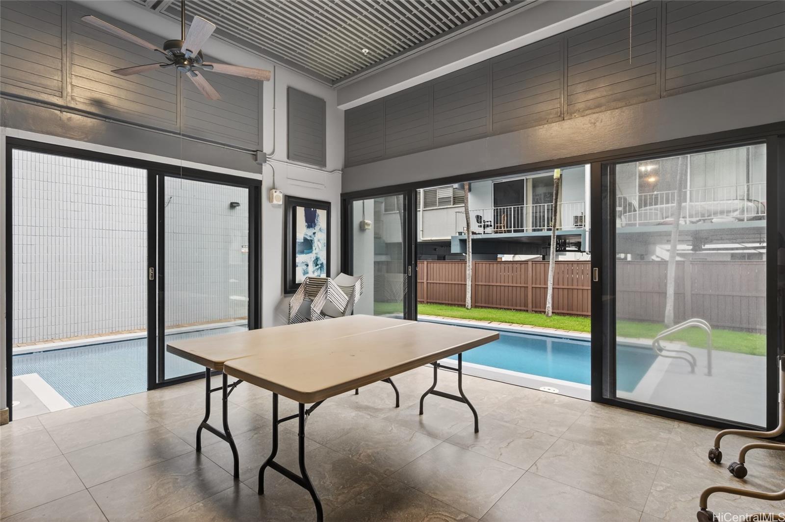 Twenty One Hundred condo # 703, Honolulu, Hawaii - photo 18 of 24