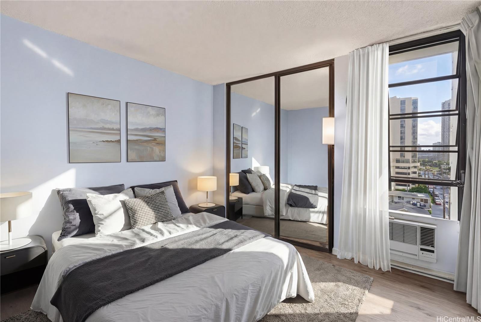 Twenty One Hundred condo # 703, Honolulu, Hawaii - photo 3 of 24