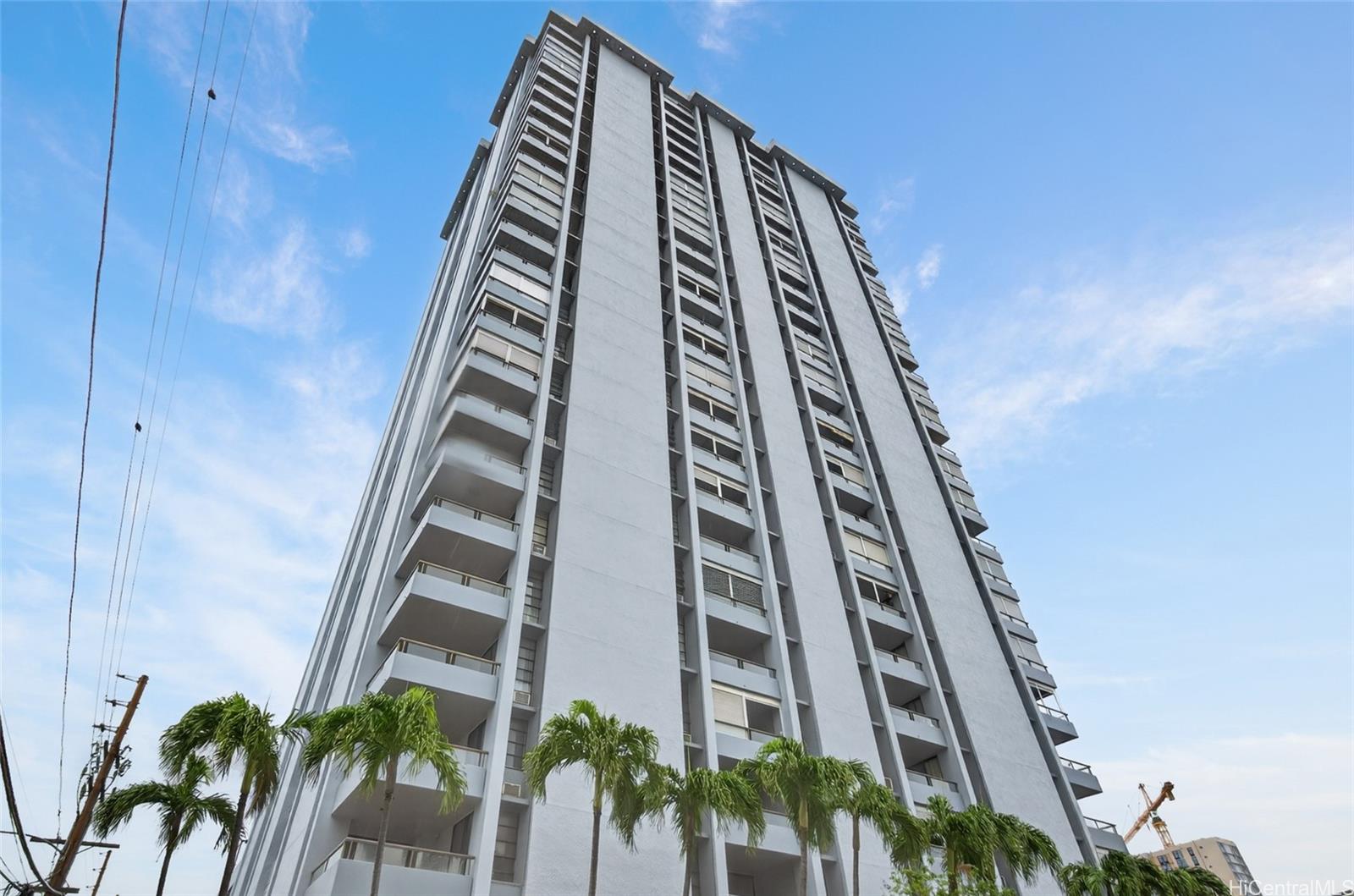 Twenty One Hundred condo # 703, Honolulu, Hawaii - photo 23 of 24