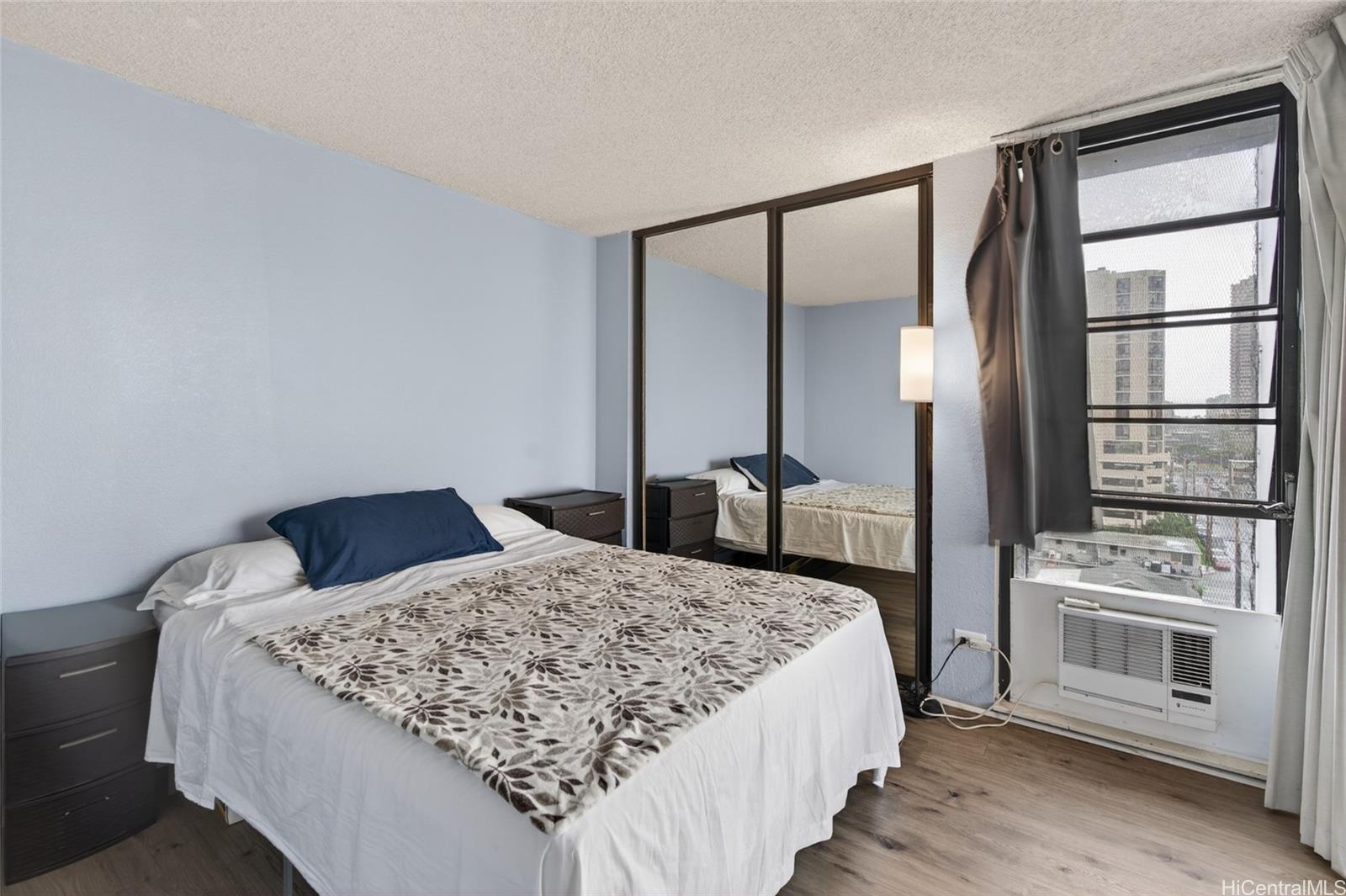 Twenty One Hundred condo # 703, Honolulu, Hawaii - photo 9 of 24