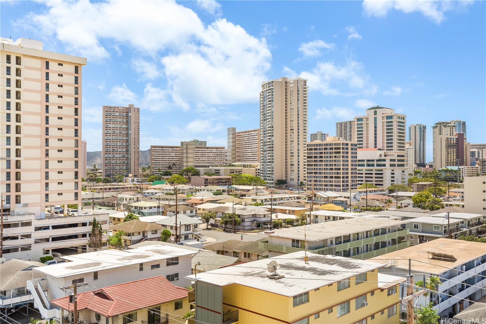 Twenty One Hundred condo # 705, Honolulu, Hawaii - photo 19 of 25