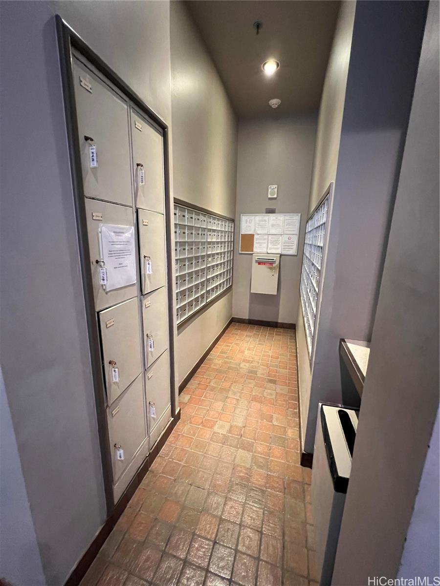 2100 Date St Honolulu - Rental - photo 11 of 13