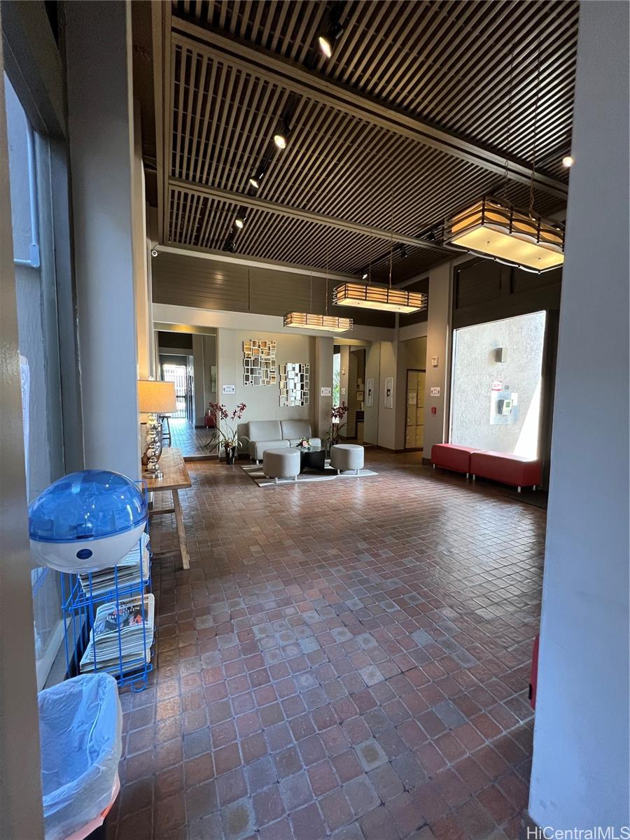 2100 Date St Honolulu - Rental - photo 9 of 13