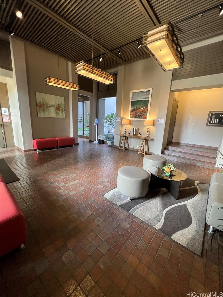 2100 Date St Honolulu - Rental - photo 10 of 13