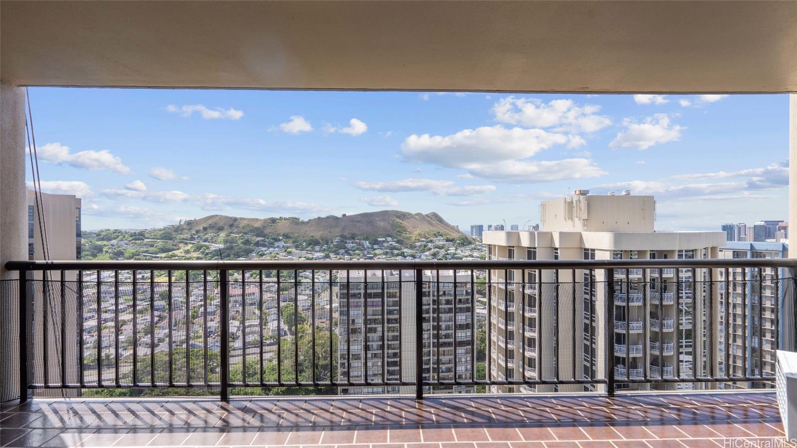 Craigside condo # 2301, Honolulu, Hawaii - photo 9 of 25