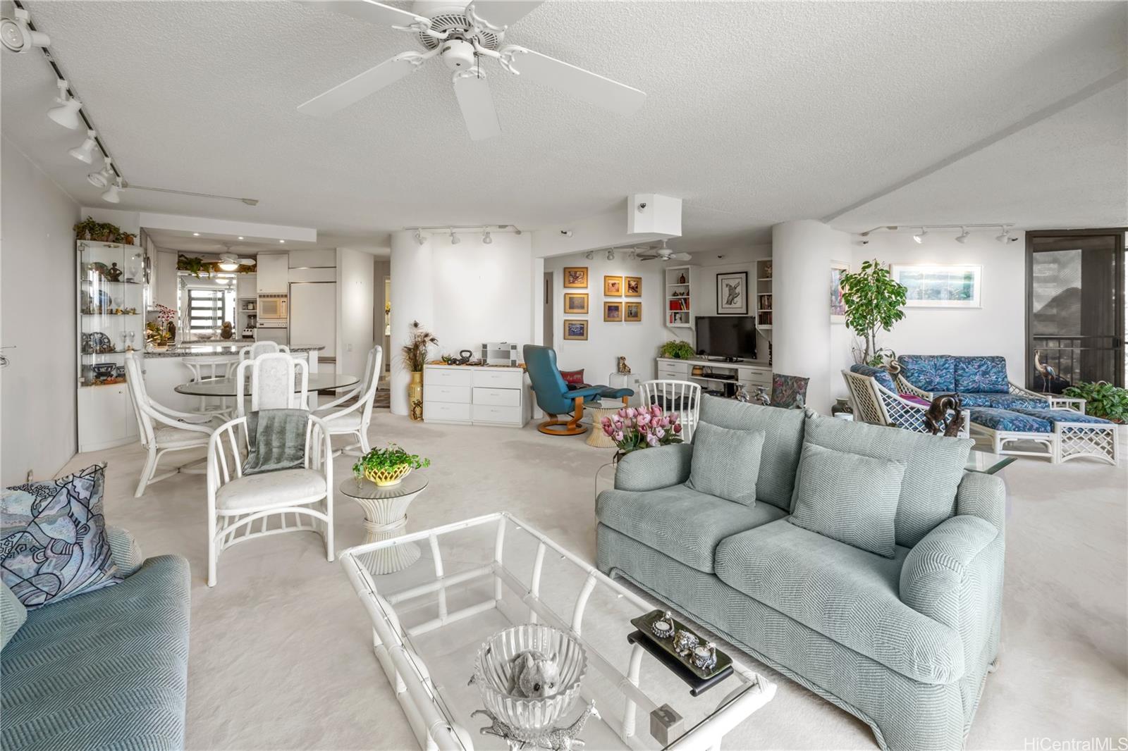 Craigside condo # 2501, Honolulu, Hawaii - photo 2 of 22