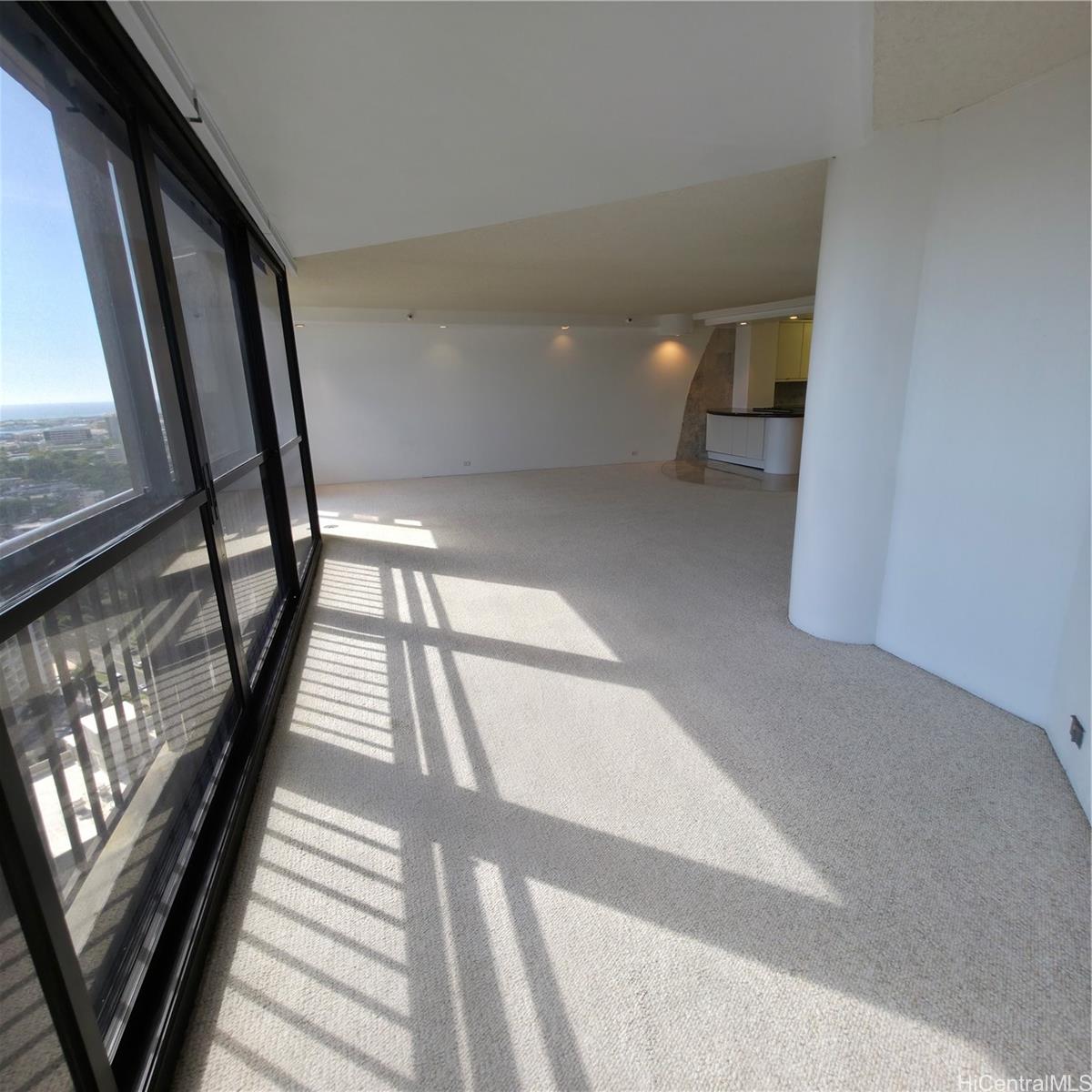 2101 Nuuanu Ave Honolulu - Rental - photo 8 of 25