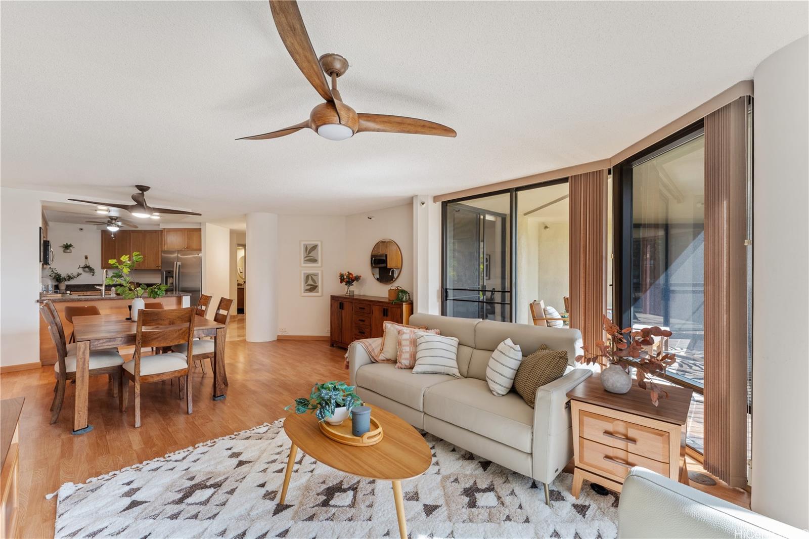 Craigside condo # I301, Honolulu, Hawaii - photo 2 of 20