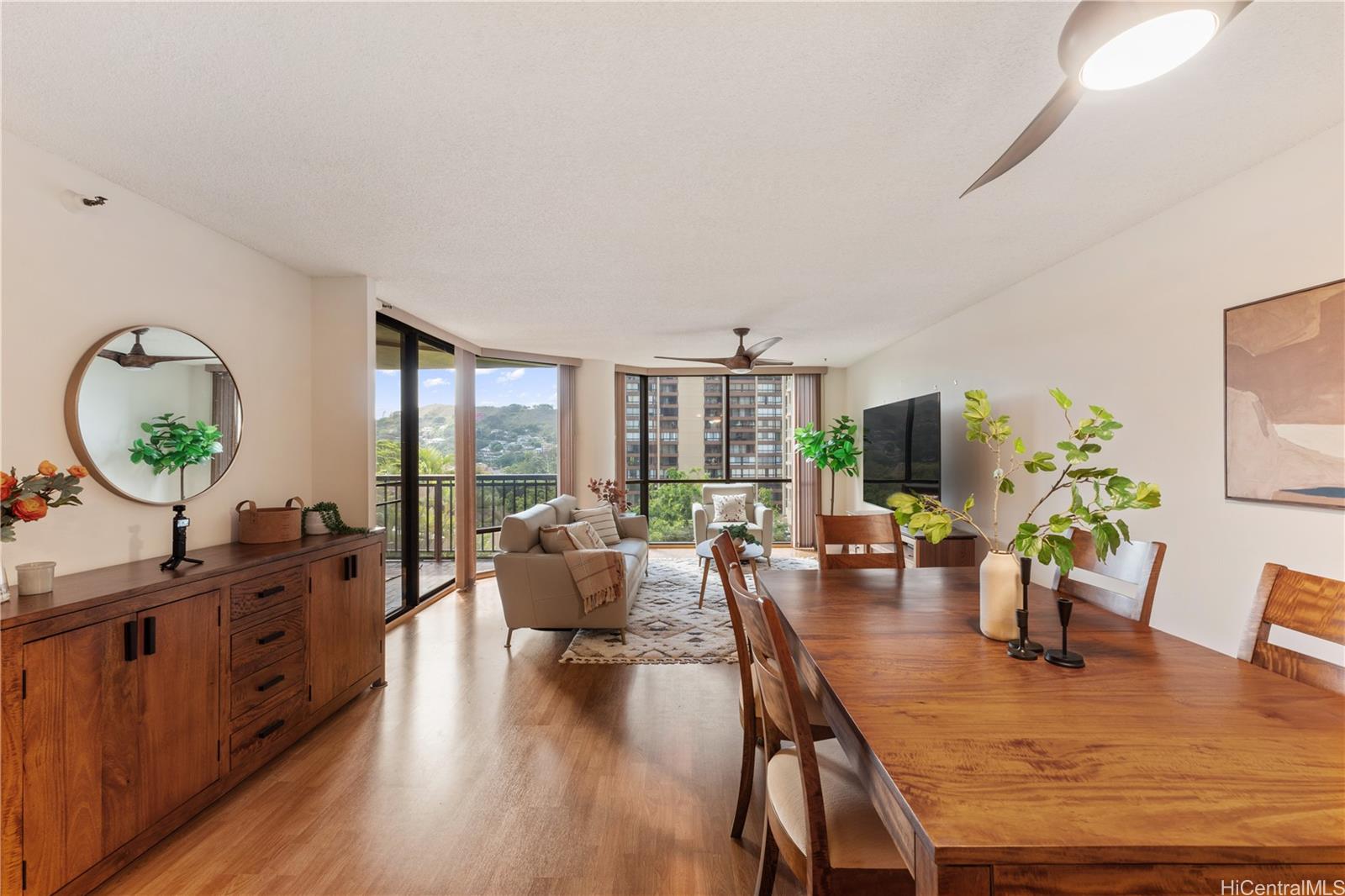 Craigside condo # I301, Honolulu, Hawaii - photo 3 of 20