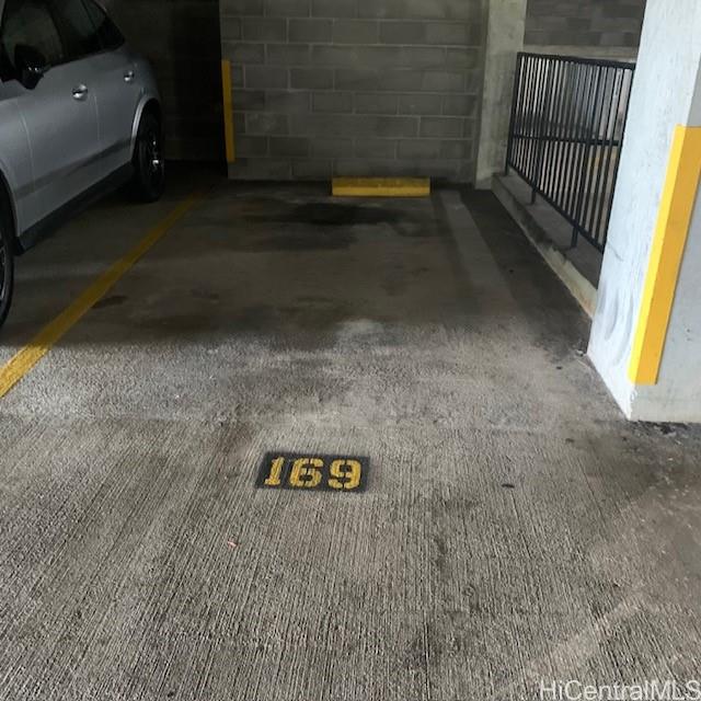 2101 Nuuanu Ave Honolulu - Rental - photo 15 of 15