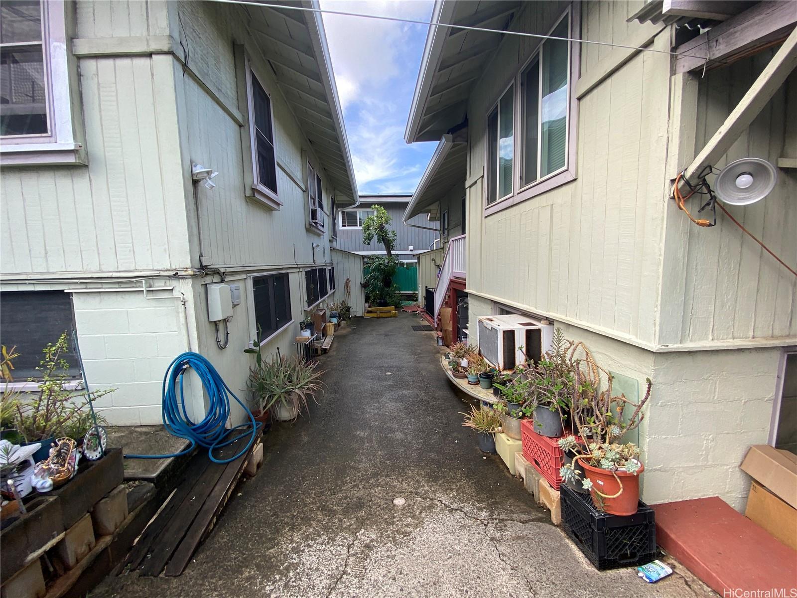 2101 School Street Honolulu - Rental - photo 11 of 12