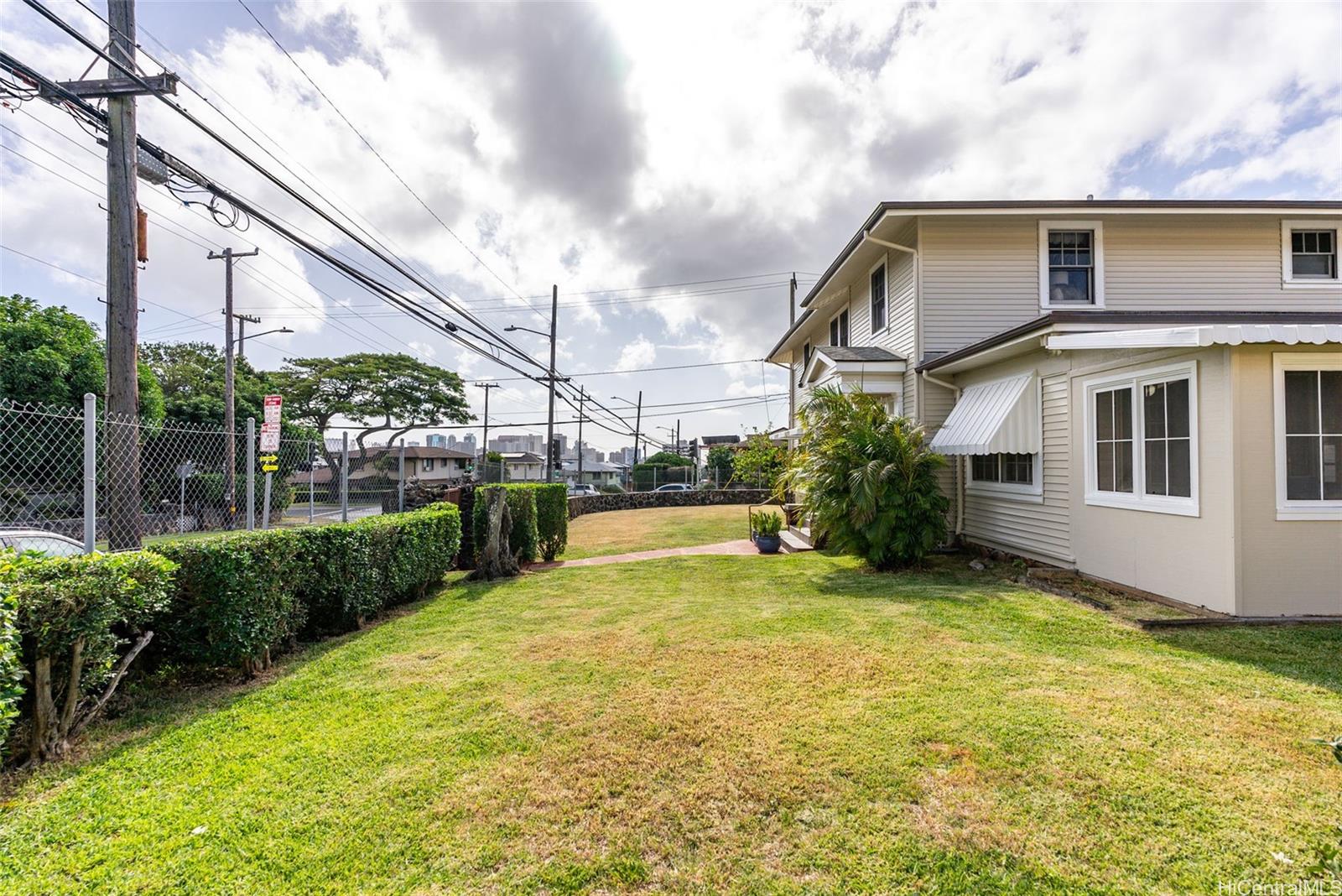 2102  Liliha St Nuuanu-lower, Honolulu home - photo 24 of 25