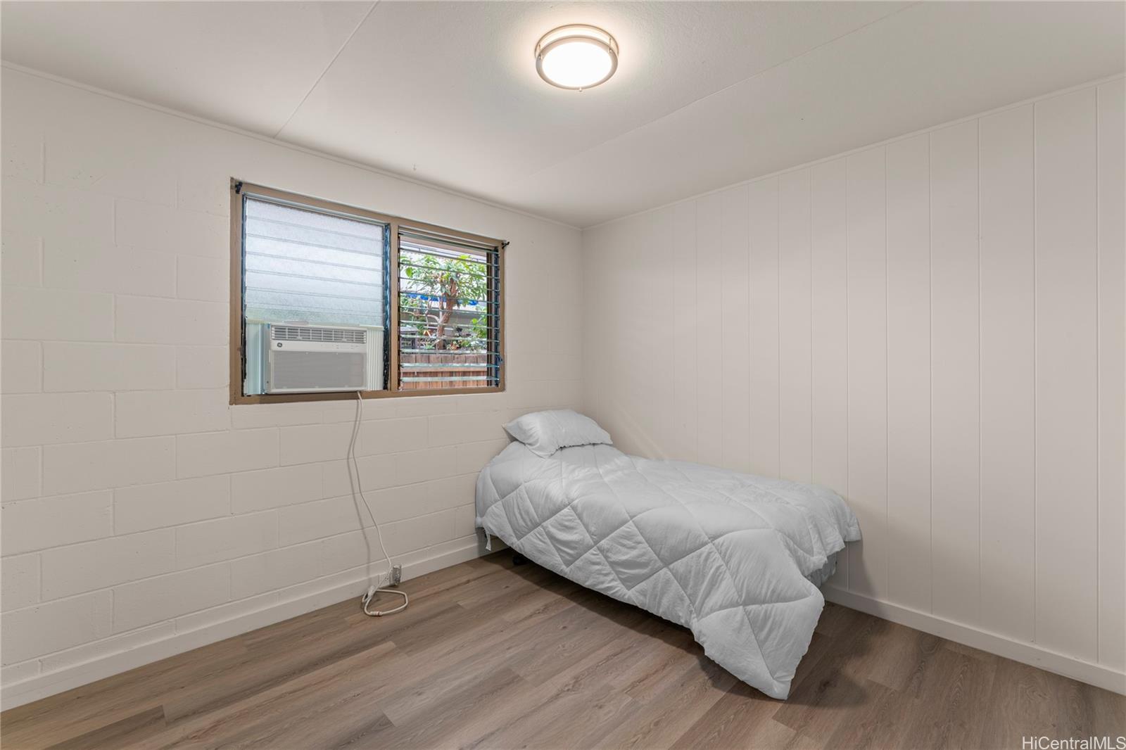 2105 Algaroba St Honolulu - Multi-family - photo 12 of 25