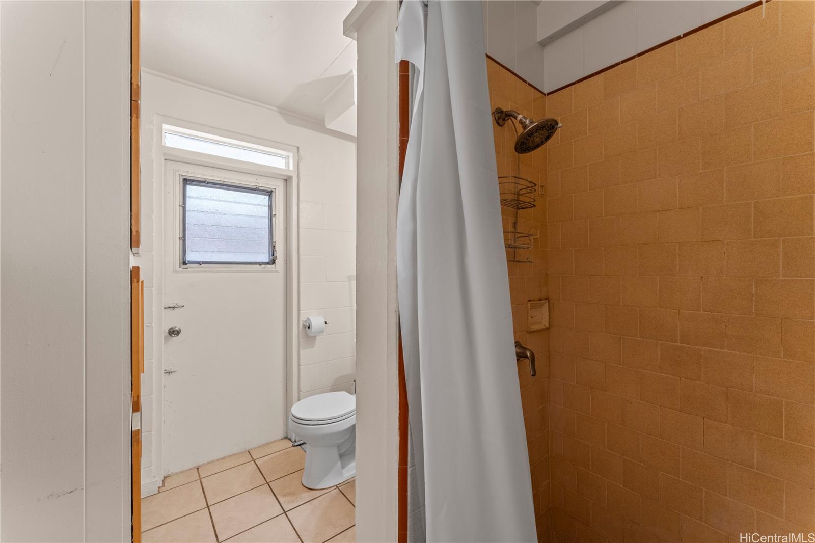 2105 Algaroba St Honolulu - Multi-family - photo 17 of 25