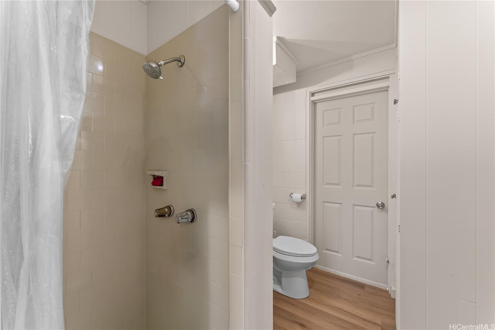 2105 Algaroba St Honolulu - Multi-family - photo 9 of 25