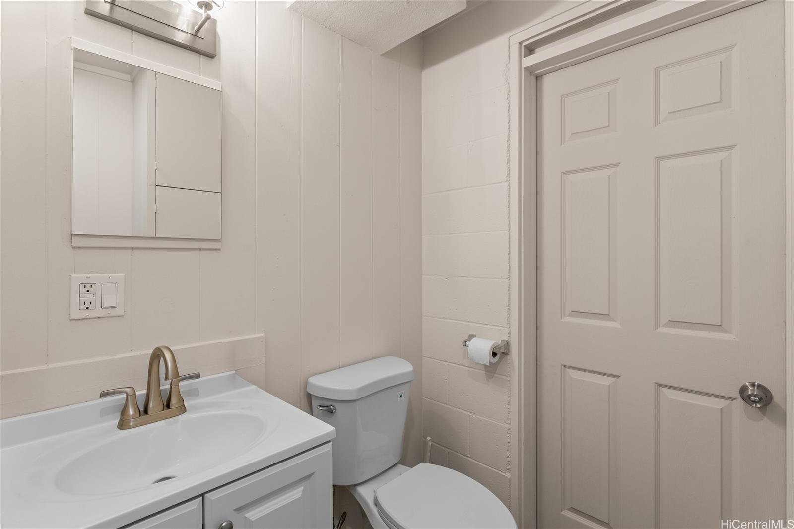 2105 Algaroba St Honolulu - Multi-family - photo 10 of 25