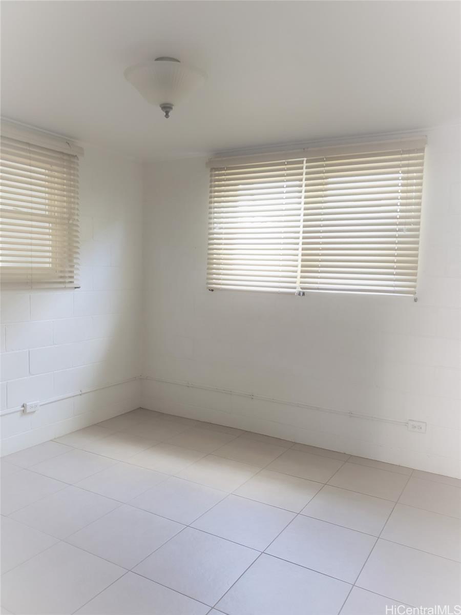 2107 Lime St Honolulu - Rental - photo 5 of 10