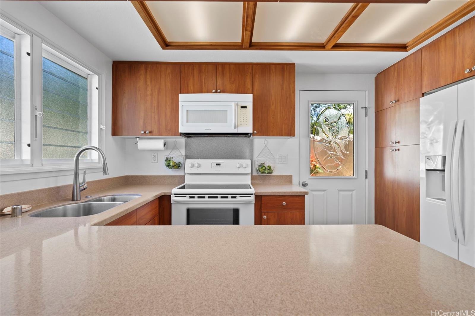 211 Kawaihae Street townhouse # D1, Honolulu, Hawaii - photo 10 of 25